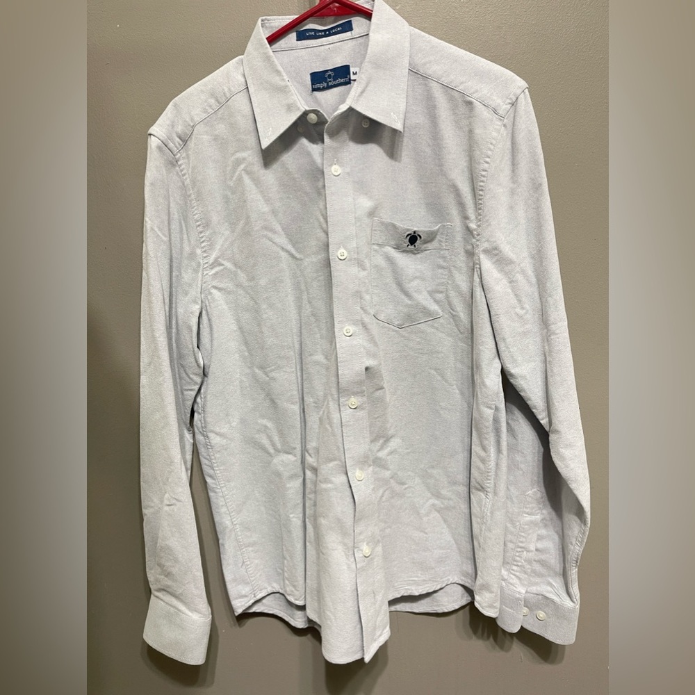 Simply Southern Men’s Blue Button Up Long Sleeve Dress Shirt. Size Medium